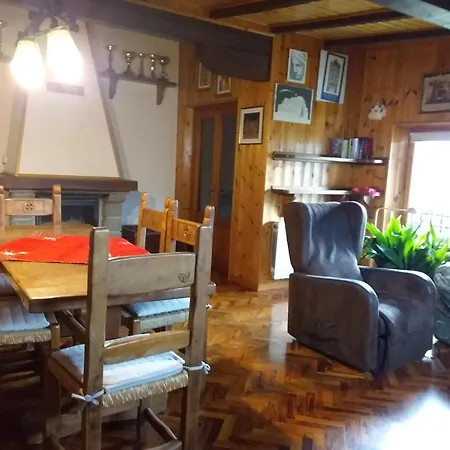 Casa Della Benedetta 아파트